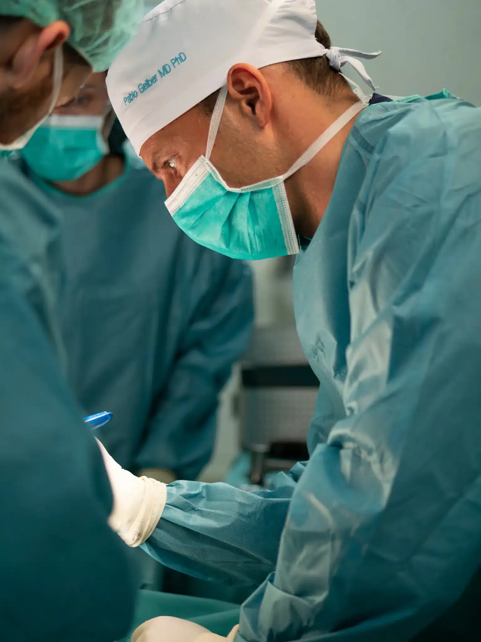 Dr. Pablo Gelber